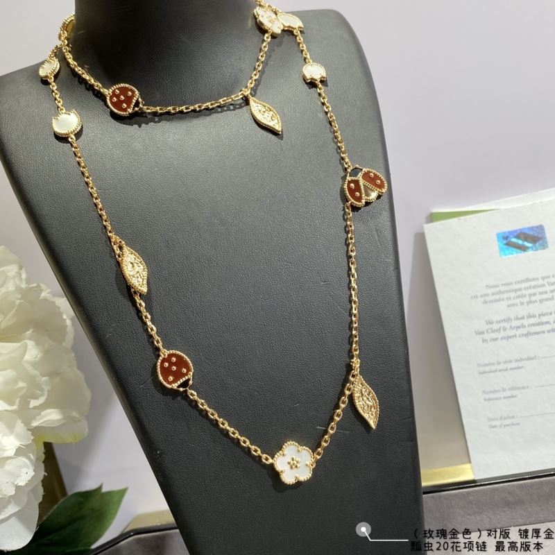 Vca Necklaces - Click Image to Close